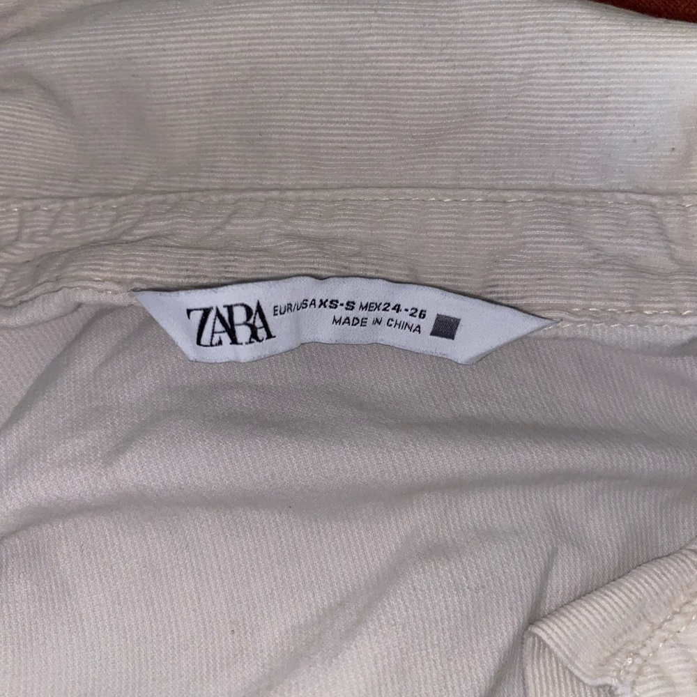Zara Long Sleeve Corduroy White Button Up. Unisex. Painter Button Up.